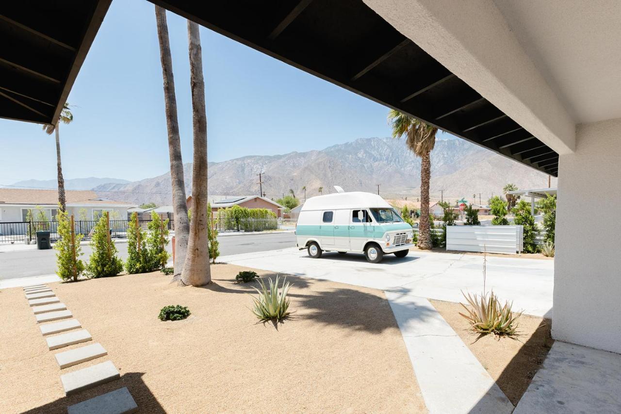 Palm Vista By Rather Be Properties Palm Springs Extérieur photo
