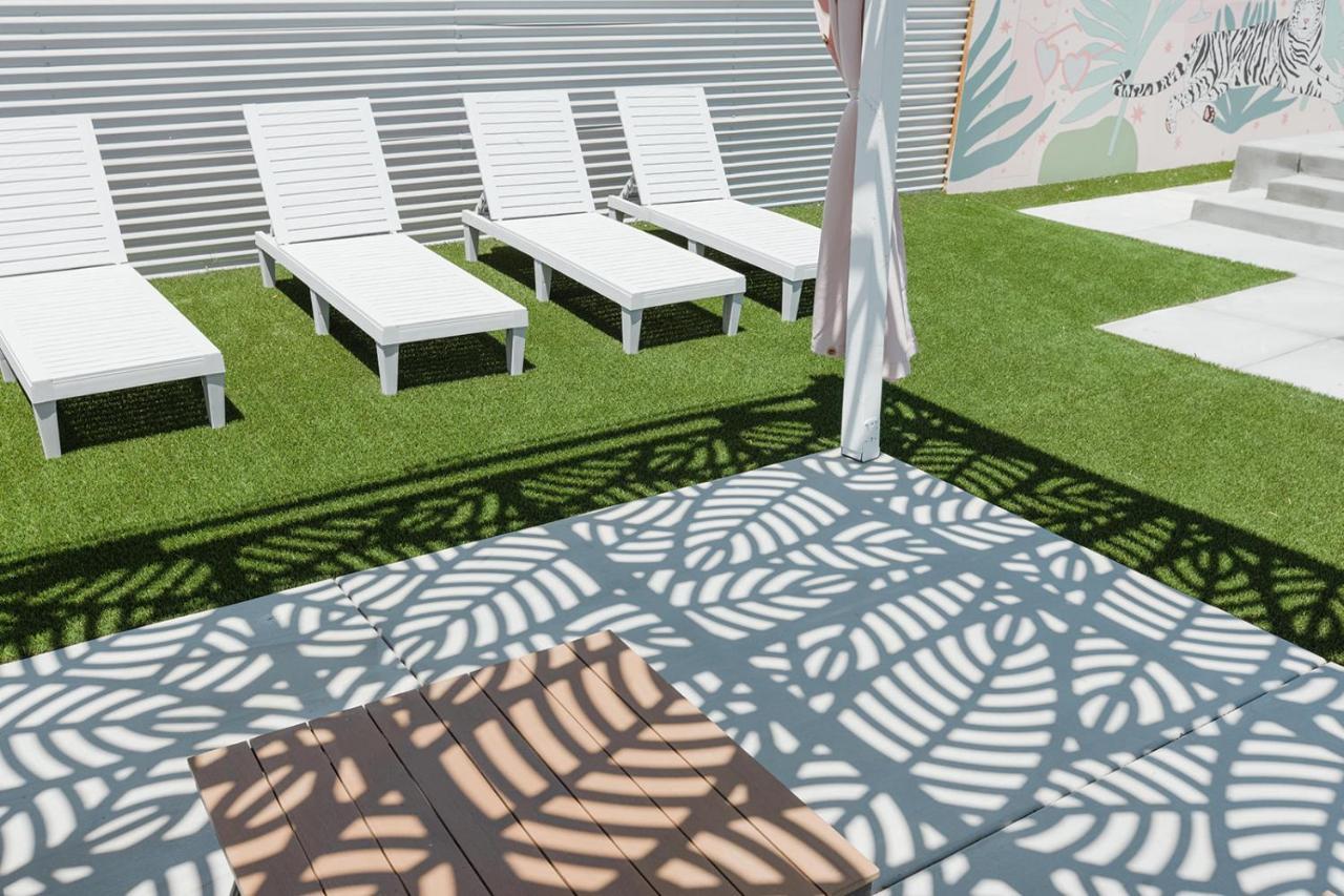 Palm Vista By Rather Be Properties Palm Springs Extérieur photo